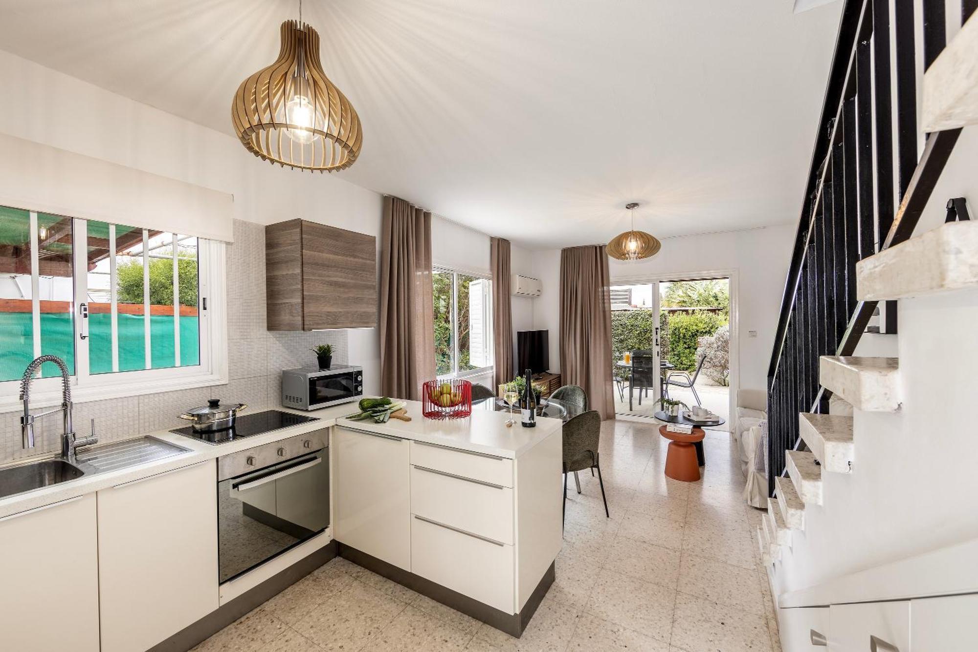 Larnaca Villa Marina Менеоу Экстерьер фото