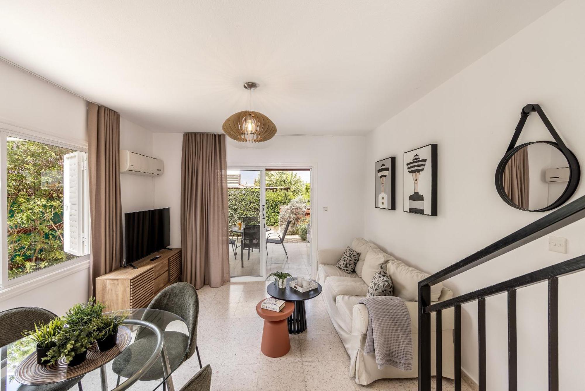 Larnaca Villa Marina Менеоу Экстерьер фото