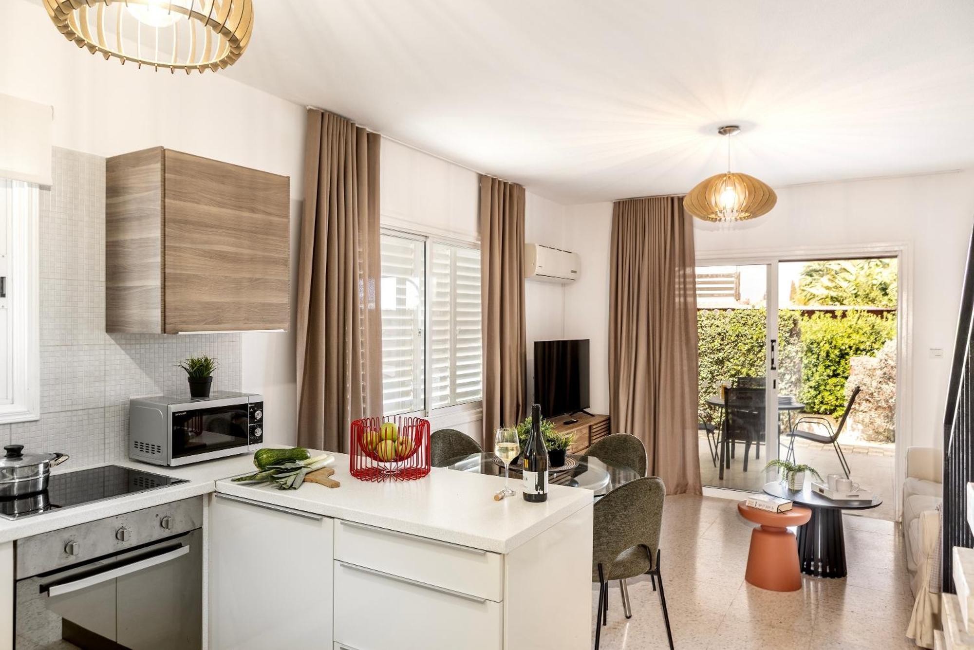 Larnaca Villa Marina Менеоу Экстерьер фото