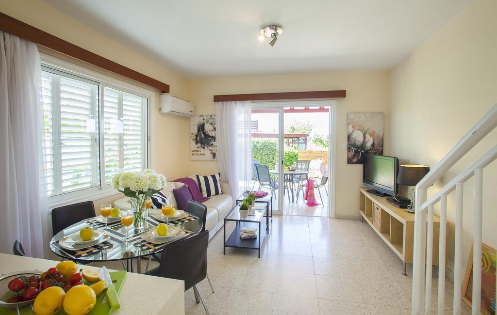 Larnaca Villa Marina Менеоу Экстерьер фото