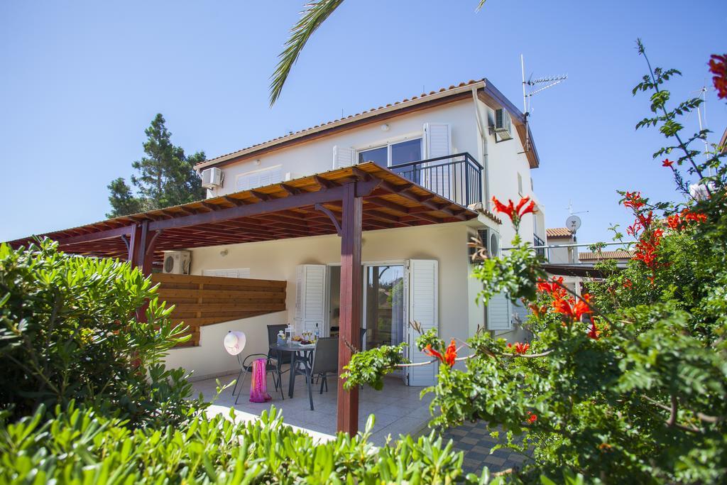 Larnaca Villa Marina Менеоу Экстерьер фото