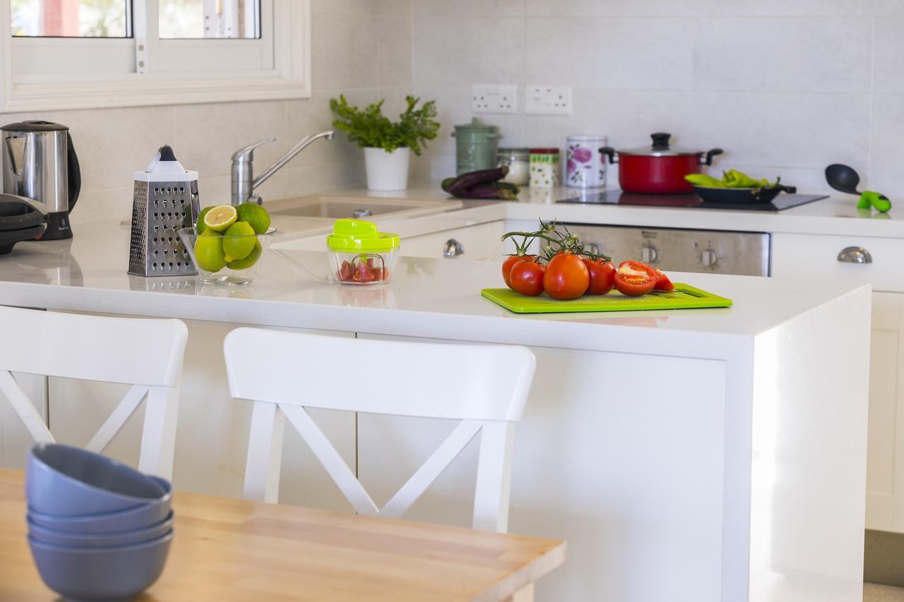 Larnaca Villa Marina Менеоу Экстерьер фото
