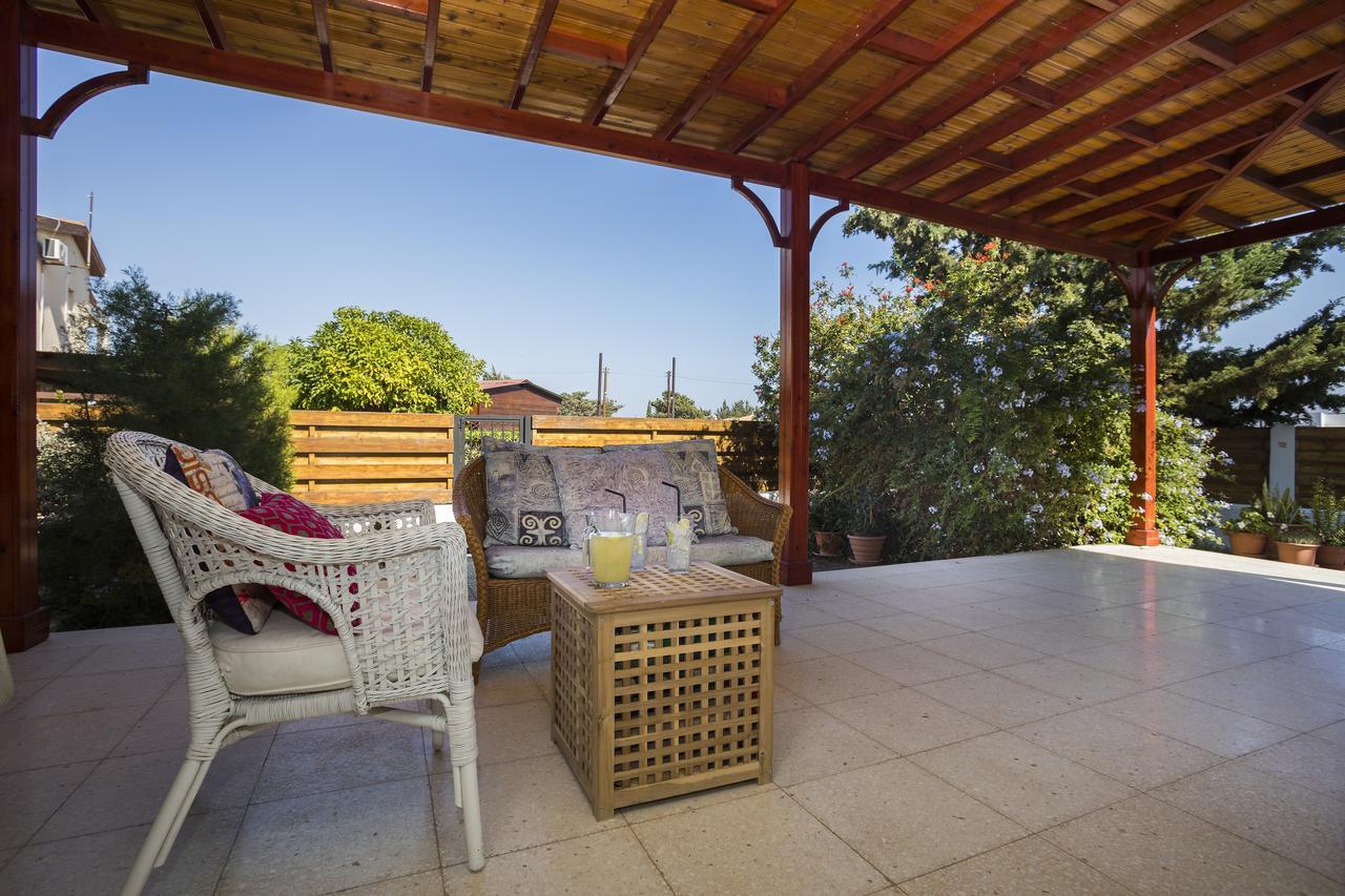 Larnaca Villa Marina Менеоу Экстерьер фото